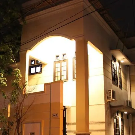 Lagura Residence Guest House